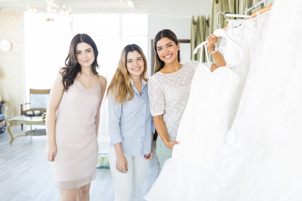 Laat-je-inspireren-door-trends-en-stijlen-trouwjurken-in-Drenthe